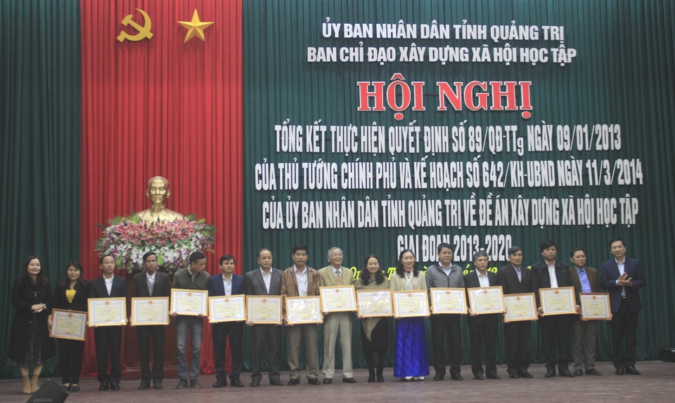 Xây dựng xã hội học tập tạo môi trường giáo dục lành mạnh, hiệu quả - 2 Xây dựng xã hội học tập tạo môi trường giáo dục lành mạnh, hiệu quả - 2