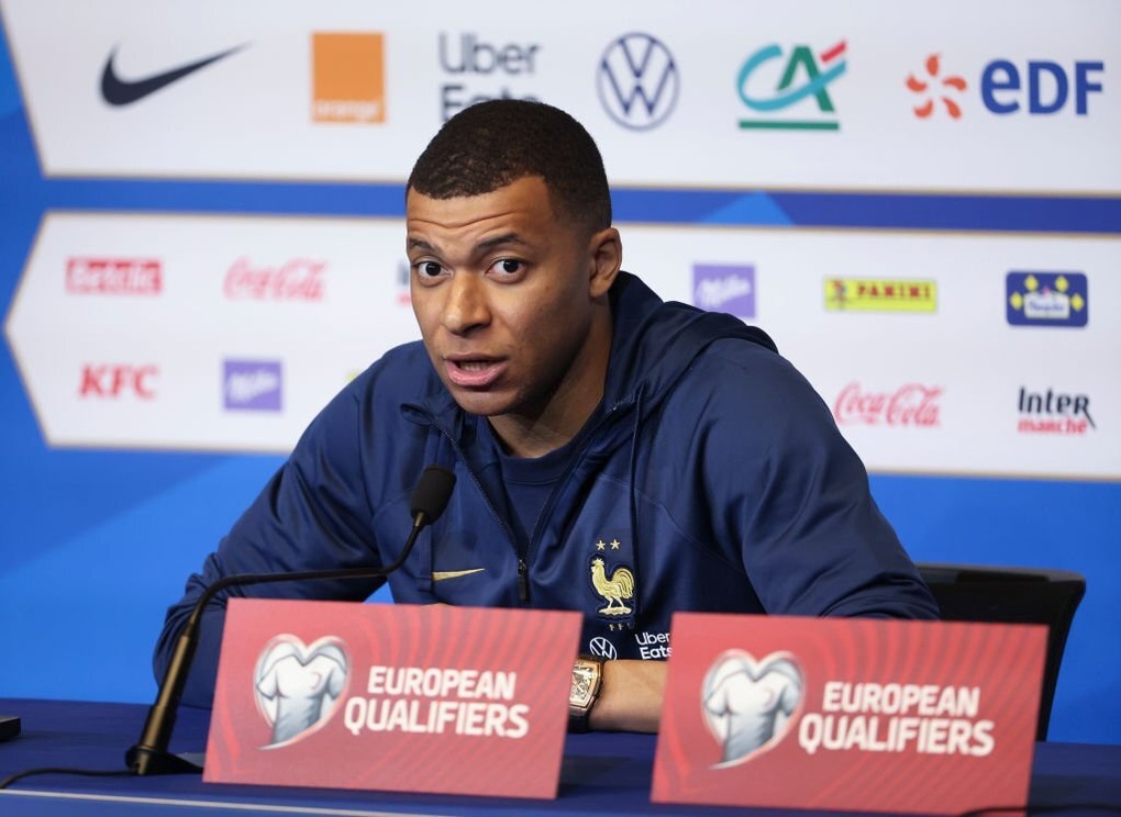 Mbappe lần đầu nói về sự bất mãn của Griezmann - 1 Mbappe lần đầu nói về sự bất mãn của Griezmann - 1