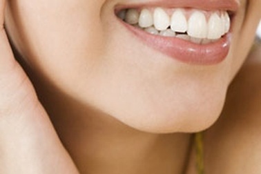 Những cách đơn giản giữ trắng răng