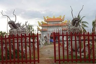 NSƯT Hoài Linh phủ nhận chuyện nhà thờ Tổ nghiệp chục tỷ bị phá dỡ