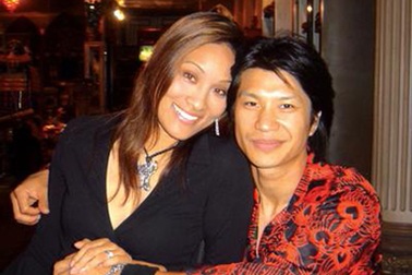 Dustin Nguyễn muốn mang vợ về Việt Nam