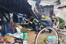 Nghi vấn chồng xô xát với vợ rồi đốt nhà làm cháy lan khu chợ ở Cà Mau