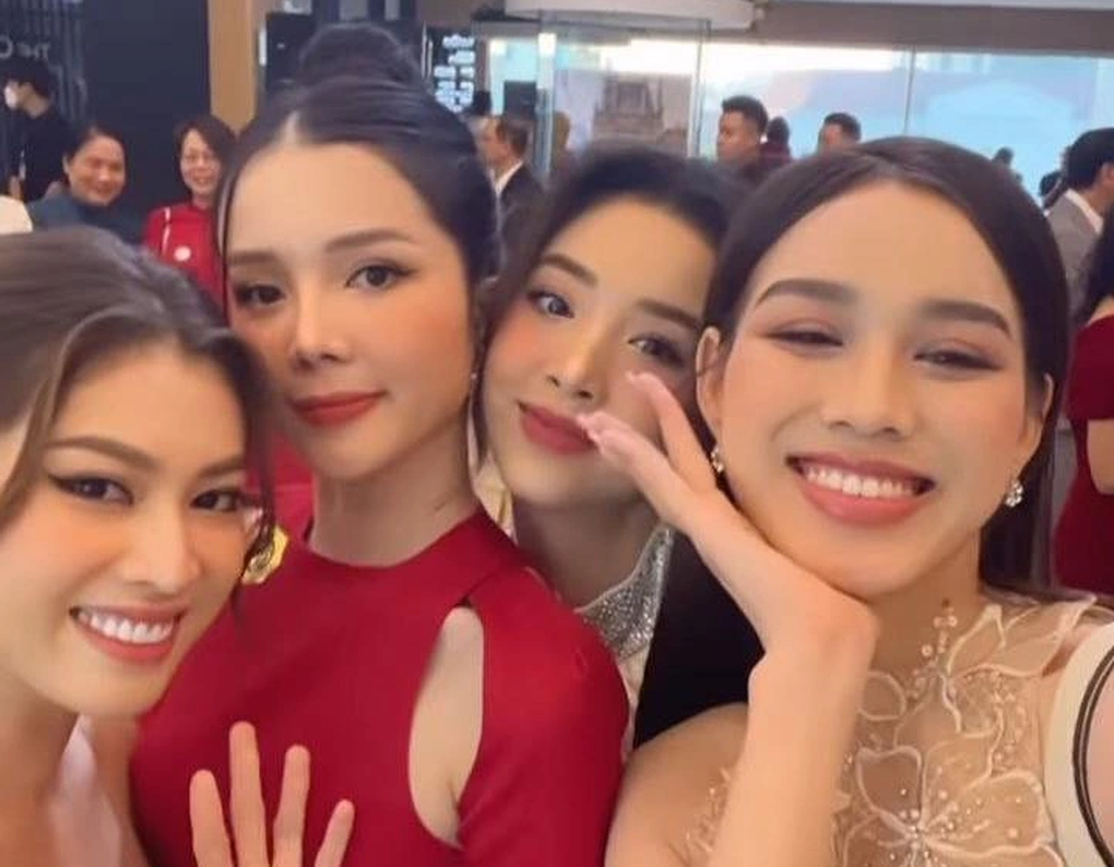 Rò rỉ hình ảnh lễ cưới thắt chặt an ninh của con trai bầu Hiển và Mỹ Linh - 13 Rò rỉ hình ảnh lễ cưới thắt chặt an ninh của con trai bầu Hiển và Mỹ Linh - 13