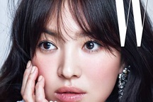 Song Hye Kyo: “Trong mọi mối quan hệ luôn cố gắng yêu hết mình”