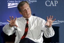 Tỷ phú Mỹ chi bộn tiền tìm cách luận tội Tổng thống Trump