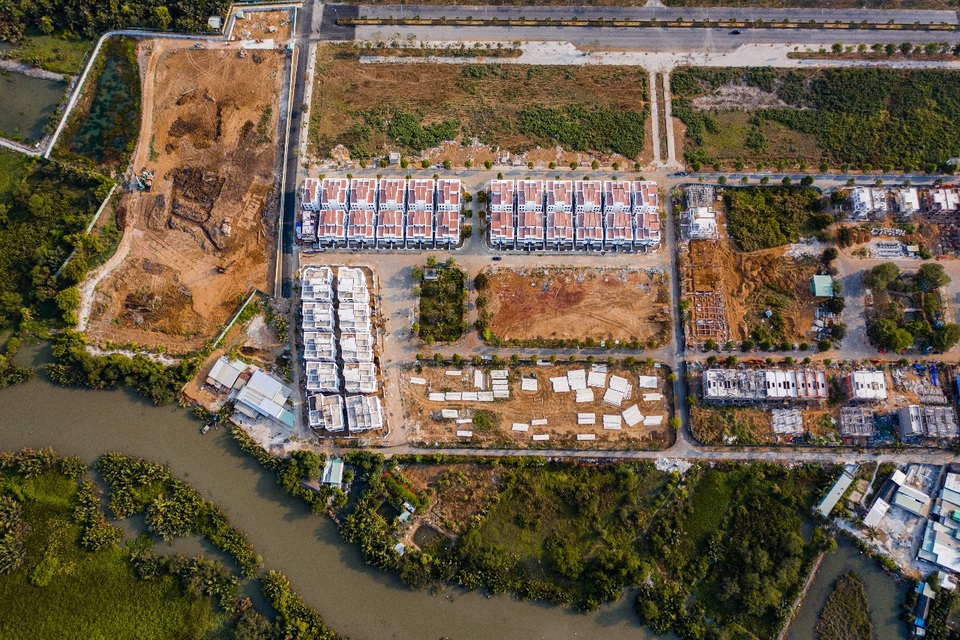 Đông Tăng Long – An Lộc vẫn thu hút khách hàng mùa dịch Covid - 2 Đông Tăng Long – An Lộc vẫn thu hút khách hàng mùa dịch Covid - 2