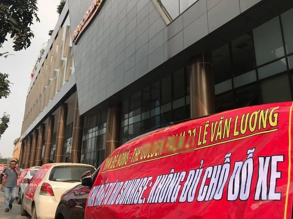Chỗ để xe chung cư: Vật vã lúc về đêm, tìm được mừng phát khóc! - 1 Chỗ để xe chung cư: Vật vã lúc về đêm, tìm được mừng phát khóc! - 1