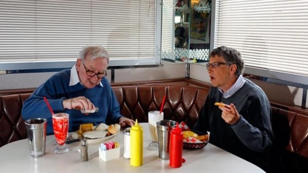Vì sao tỷ phú Bill Gates lại có thể ăn McDonalds miễn phí suốt đời? - 1 Vì sao tỷ phú Bill Gates lại có thể ăn McDonalds miễn phí suốt đời? - 1