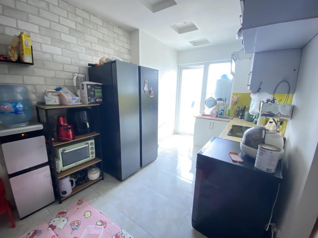 Vợ chồng trẻ tiết kiệm cả tỷ đồng, vẫn ở trọ 40m2 thay vì mua nhà Hà Nội - 1 Vợ chồng trẻ tiết kiệm cả tỷ đồng, vẫn ở trọ 40m2 thay vì mua nhà Hà Nội - 1
