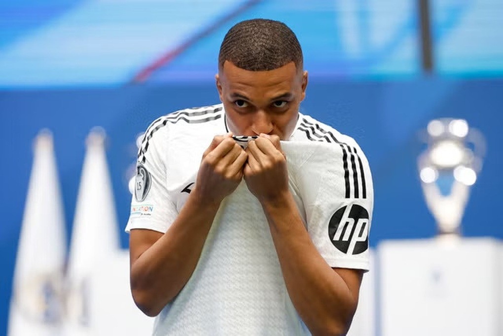 Top 10 cầu thủ lương cao nhất châu Âu: Bất ngờ Mbappe, De Bruyne - 1 Top 10 cầu thủ lương cao nhất châu Âu: Bất ngờ Mbappe, De Bruyne - 1