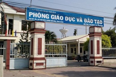 Làm việc ở Phòng Giáo dục, lãnh lương ở... trường