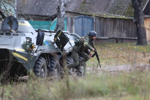 Belarus cáo buộc Ukraine lên kế hoạch tấn công, Kiev phản pháo