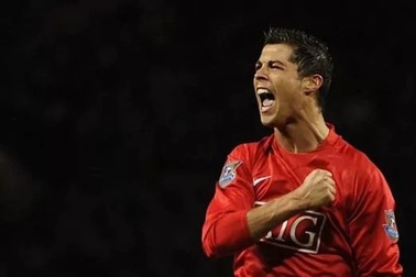 Thở phào vì bán được C.Ronaldo, Juventus thoải mái mua cầu thủ