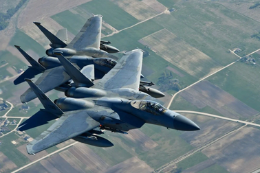 Mỹ điều máy bay chiến đấu chặn vật thể lạ trên bầu trời bang Texas