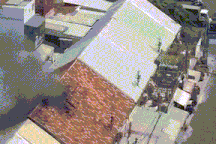 Cháy cư xá ở TPHCM, nhiều người dân hốt hoảng tháo chạy