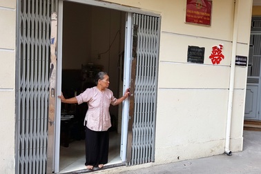 Giải cứu người dân khỏi cảnh tái định cư “trên giấy”, ở nhờ nhà cộng đồng