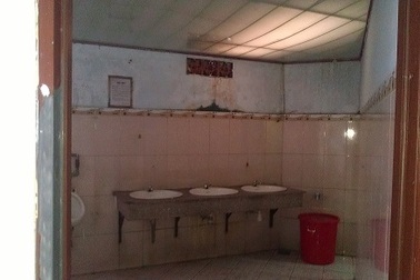 Trường đề xuất đóng tiền xây nhà vệ sinh gần 2 tỷ đồng