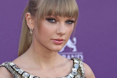Taylor Swift tự sắm biệt thự 17 triệu đô 