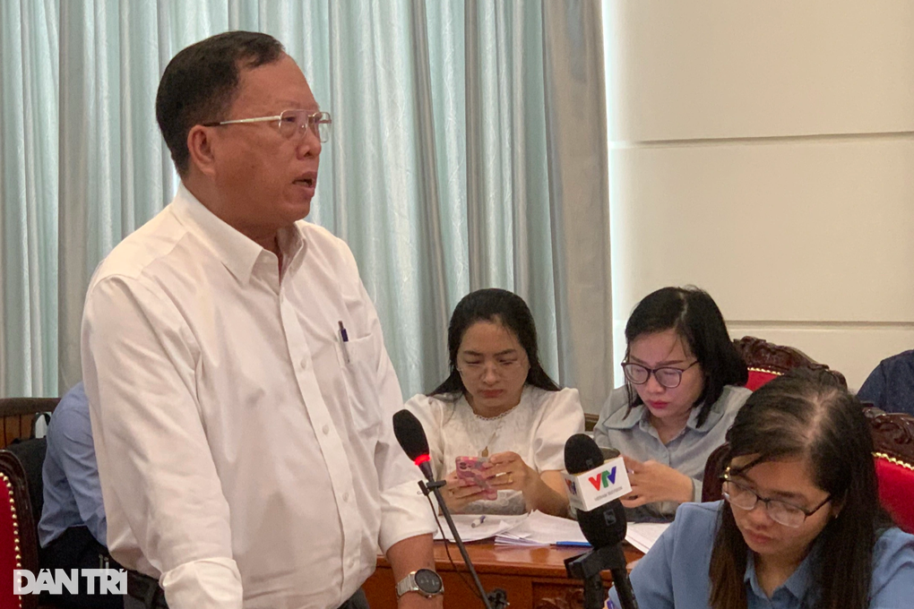 Cử tri TPHCM: Lương giáo viên còn cào bằng, làm 5 năm chỉ 5,5 triệu đồng - 2 Cử tri TPHCM: Lương giáo viên còn cào bằng, làm 5 năm chỉ 5,5 triệu đồng - 2