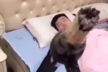 Chiêu "dằn mặt" chồng nghiện thuốc lá có một không hai của một bà vợ