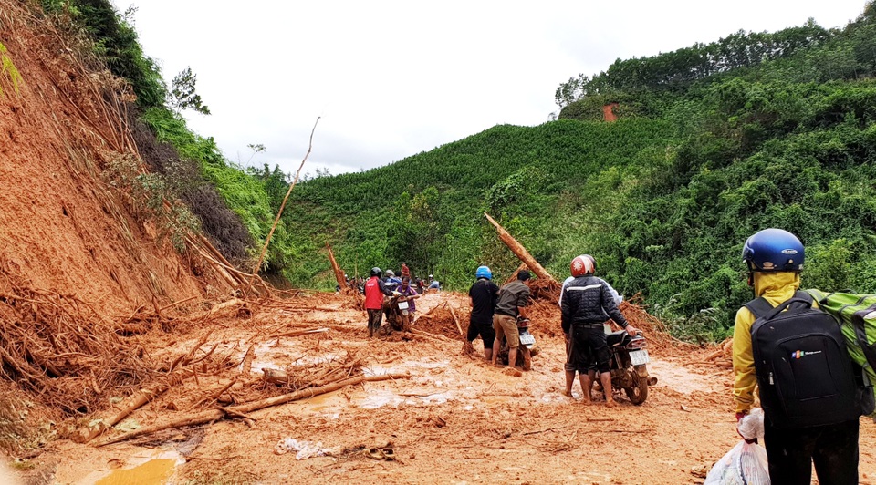 Quảng Nam cảnh báo lũ quét, sạt lở đất và ngập úng - 1 Quảng Nam cảnh báo lũ quét, sạt lở đất và ngập úng - 1