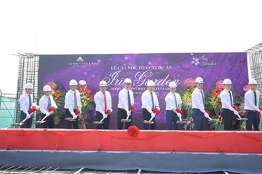 “Chạm nóc” trước 45 ngày, Ecoba cam kết về tiến độ và chất lượng thi công tòa CT2 Dự án Iris Garden