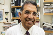 "Huyền thoại" về bệnh truyền nhiễm tử vong vì Covid-19 tại Ấn Độ