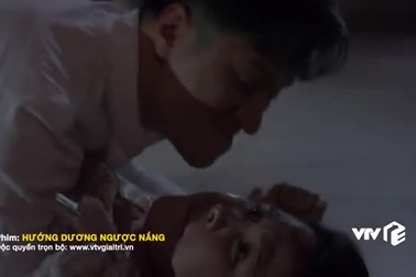 Mượn rượu làm càn, Hoàng cưỡng hôn Minh trong đêm