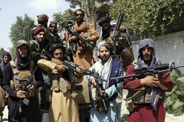 Tổng thống tự xưng nói không thể tin tưởng Taliban