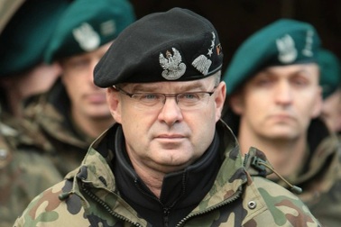 Tướng Ba Lan nói Thủ tướng Anh tiết lộ bí mật quân sự