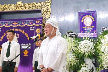 Gia đình, đồng nghiệp tiễn biệt NSND Lý Huỳnh