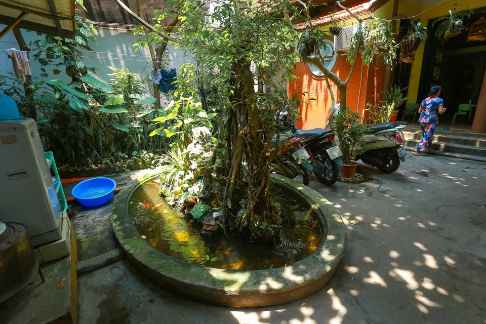 Biệt thự vườn rộng 700m2 của đại gia kim hoàn phố cổ Hà Nội một thời - 7 Biệt thự vườn rộng 700m2 của đại gia kim hoàn phố cổ Hà Nội một thời - 7