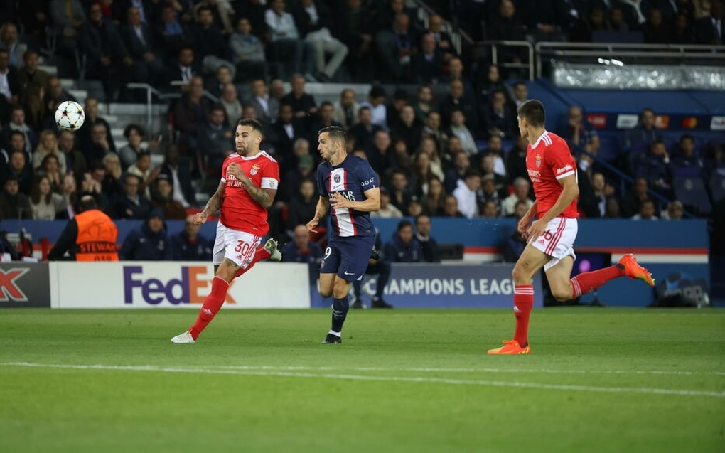 Mbappe ghi bàn, PSG vẫn đánh rơi chiến thắng trước Benfica - 4 Mbappe ghi bàn, PSG vẫn đánh rơi chiến thắng trước Benfica - 4