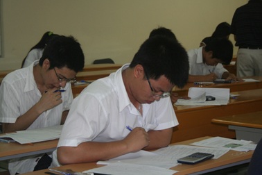 Nhiều ĐH dự đoán điểm chuẩn thấp hơn năm 2008