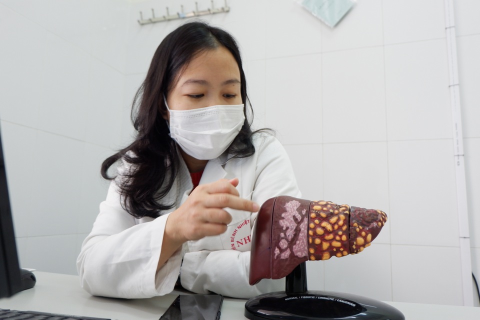 Nhiều bệnh nhân viêm gan B bị suy gan, suy thận vì thuốc truyền miệng - 3 Nhiều bệnh nhân viêm gan B bị suy gan, suy thận vì thuốc truyền miệng - 3