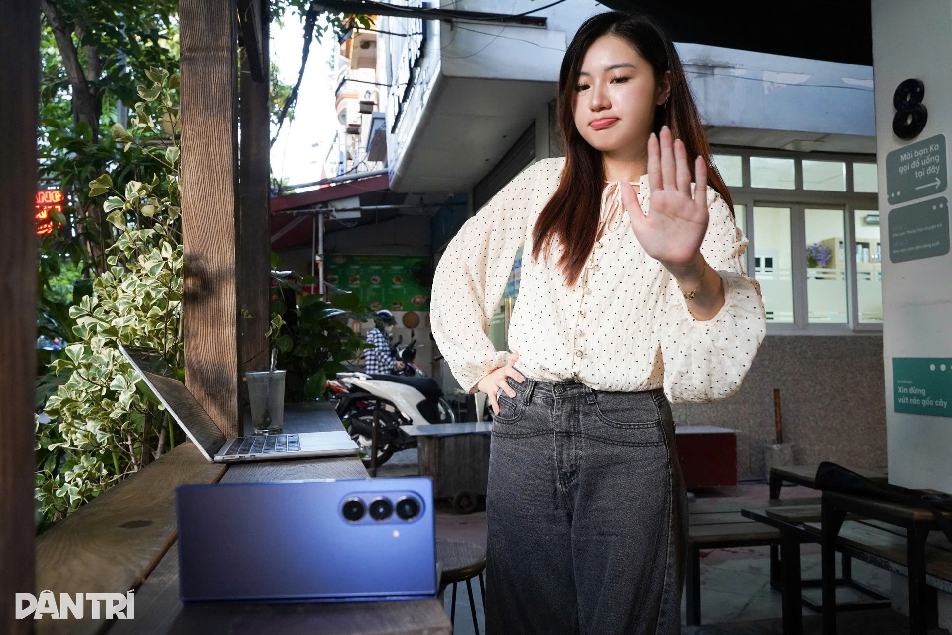 Đánh giá Samsung Galaxy Z Fold7: Mỏng nhẹ, đa nhiệm nhưng có đánh đổi - 6 Đánh giá Samsung Galaxy Z Fold7: Mỏng nhẹ, đa nhiệm nhưng có đánh đổi - 6