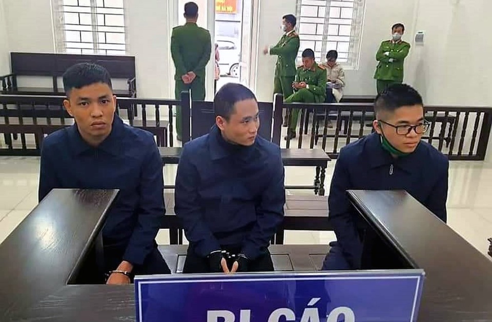 Nghe cuộc điện thoại, đại gia Hà Nội suýt mất hơn 700 triệu đồng - 1 Nghe cuộc điện thoại, đại gia Hà Nội suýt mất hơn 700 triệu đồng - 1