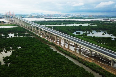 Nhắm mắt là tới Hạ Long!