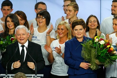 Đảng đối lập giành chiến thắng áp đảo trong cuộc bầu cử ở Ba Lan