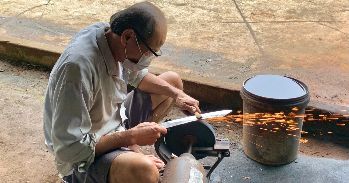 Những tiếng đe tiếng búa còn sót lại ở làng nghề rèn xứ Quảng