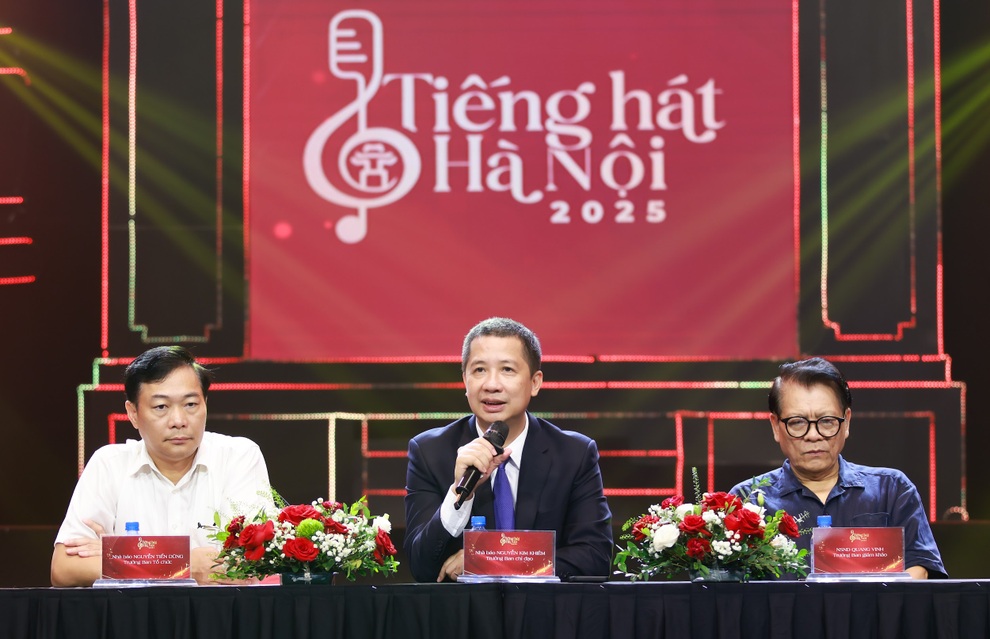People's Artist Quang Vinh reveals musical challenge at Hanoi Singing 2025 - 1 NSND Quang Vinh tiết lộ thử thách âm nhạc tại Tiếng hát hà nội 2025 - 1