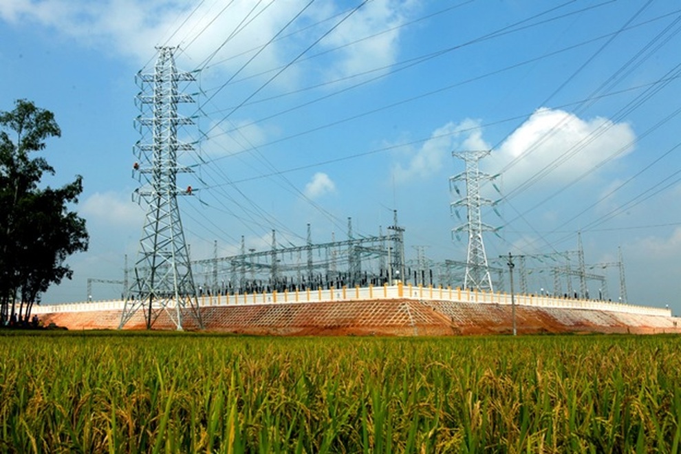 EVNNPC - dấu ấn đưa điện về nông thôn và tăng trưởng thương phẩm - 1 EVNNPC - dấu ấn đưa điện về nông thôn và tăng trưởng thương phẩm - 1