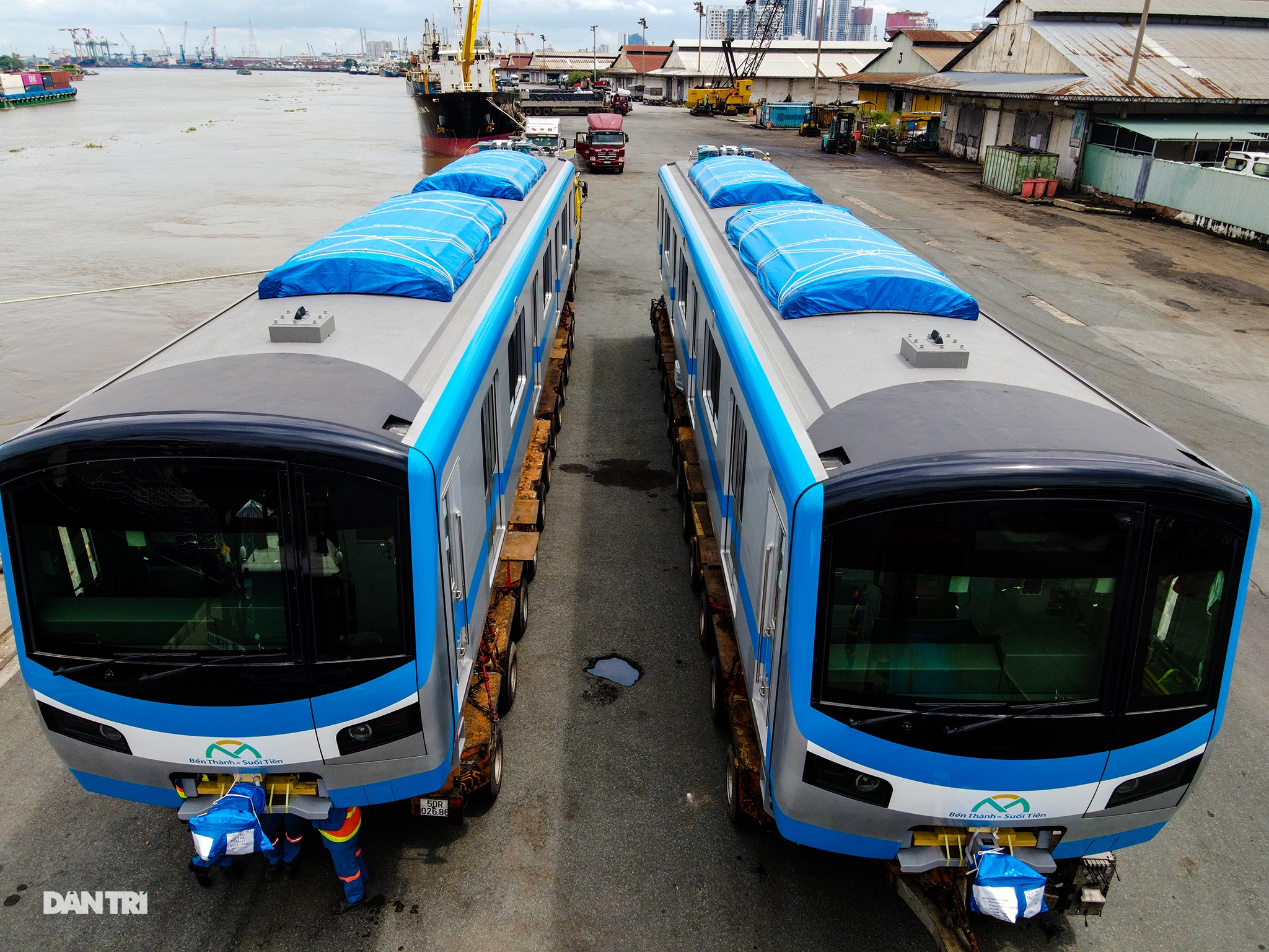 Đoàn tàu metro số 1 được xếp dỡ như thế nào? - 14 Đoàn tàu metro số 1 được xếp dỡ như thế nào? - 14