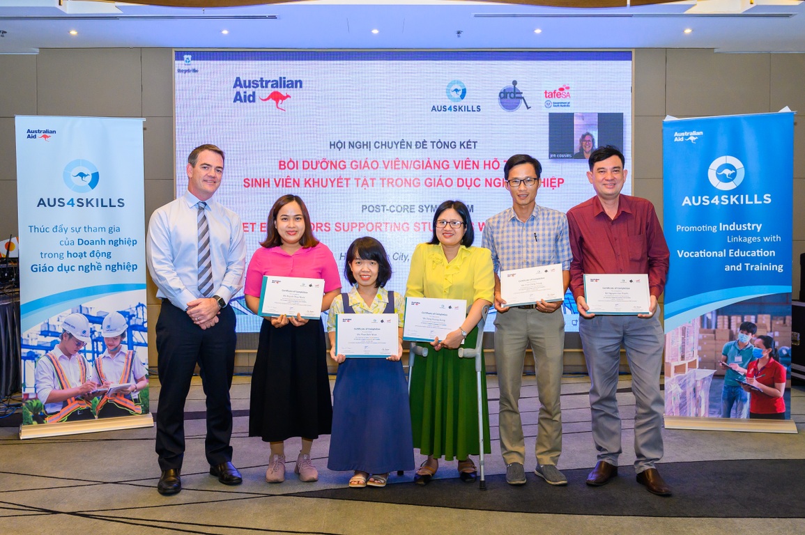 Thiếu người khuyết tật có tay nghề nhưng ít người chịu học nghề - 3 Thiếu người khuyết tật có tay nghề nhưng ít người chịu học nghề - 3
