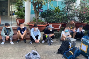 Bắt nhóm người Mông Cổ trộm cắp ở Hà Nội định trốn sang Campuchia