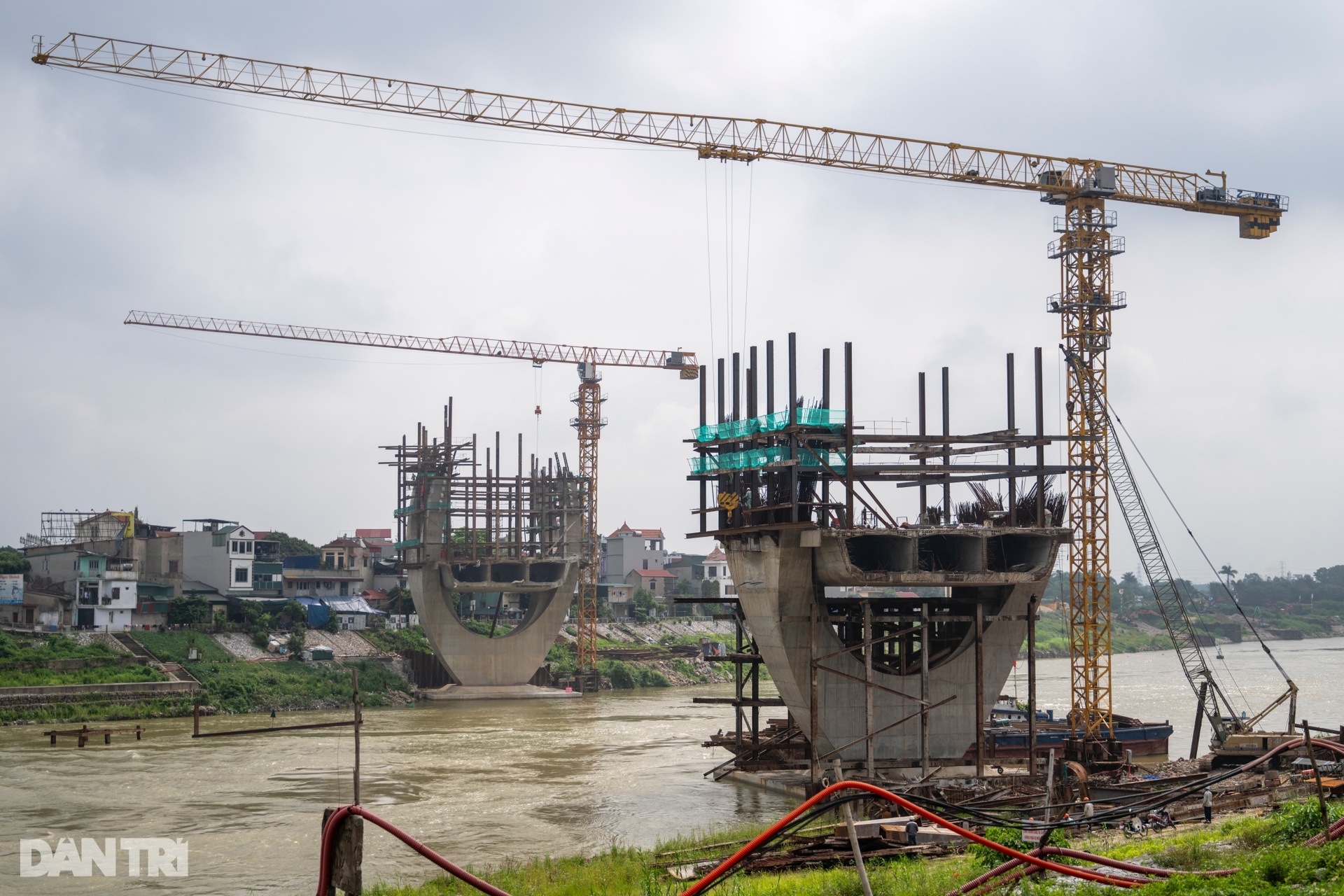 Cầu Đuống mới hơn 1.800 tỷ đồng đối diện nguy cơ chậm tiến độ - 5 Cầu Đuống mới hơn 1.800 tỷ đồng đối diện nguy cơ chậm tiến độ - 5