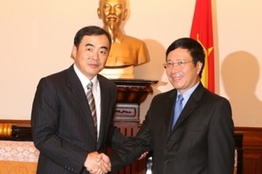 VN coi trọng phát triển hợp tác toàn diện với TQ