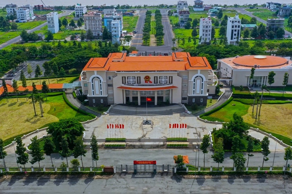 696 đơn vị hành chính cấp huyện dự kiến dừng hoạt động từ 1/7 - 1 696 đơn vị hành chính cấp huyện dự kiến dừng hoạt động từ 1/7 - 1