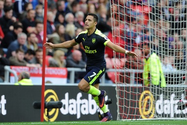 Alexis Sanchez gặp họa vì dính nghi án trốn thuế