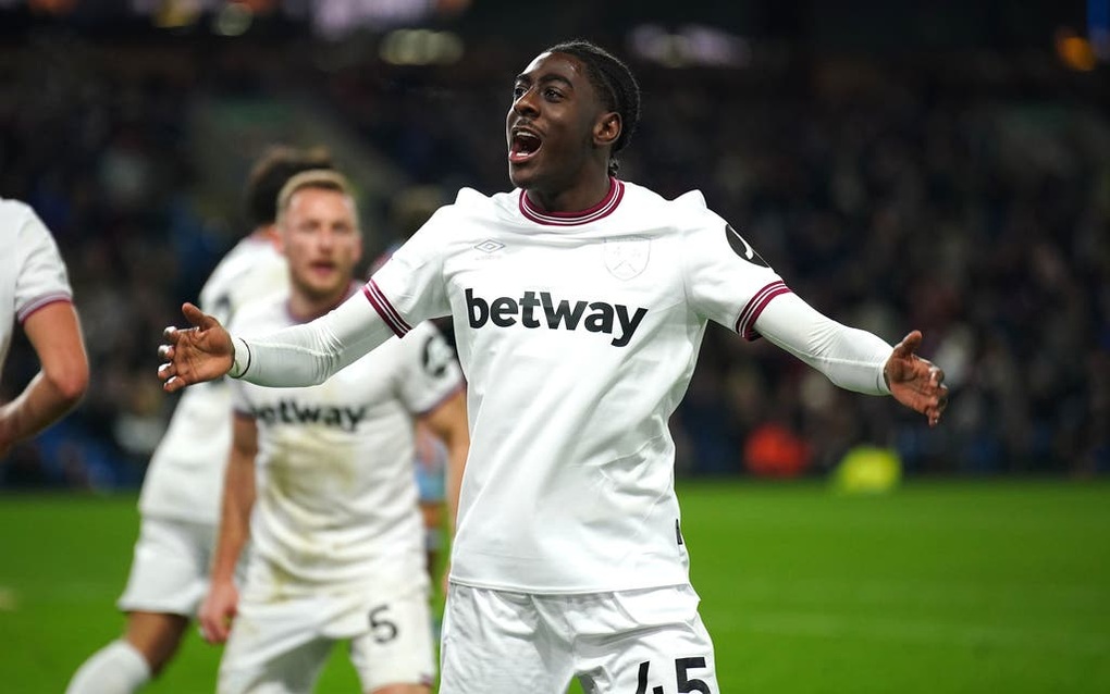 Liverpool giành chiến thắng hủy diệt, Lukaku không cứu nổi AS Roma - 2 Liverpool giành chiến thắng hủy diệt, Lukaku không cứu nổi AS Roma - 2